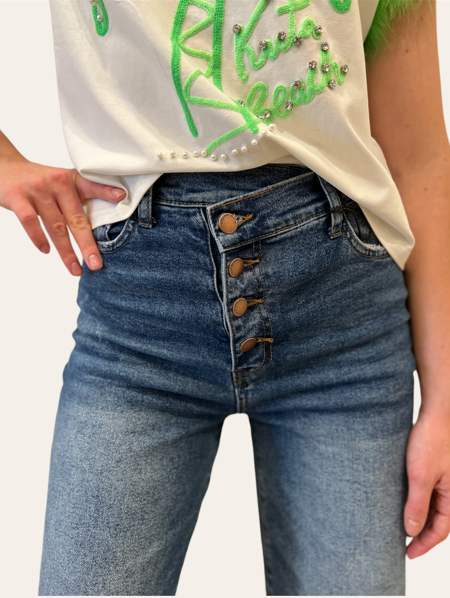 Asymmetrical Wide Jeans