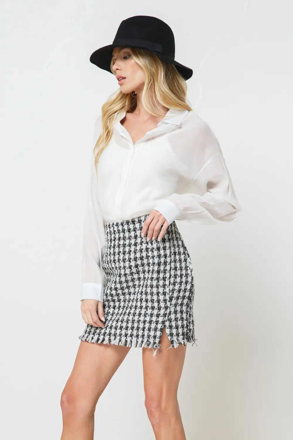 Houndstooth Boucle Tweed Slit Mini Skirt