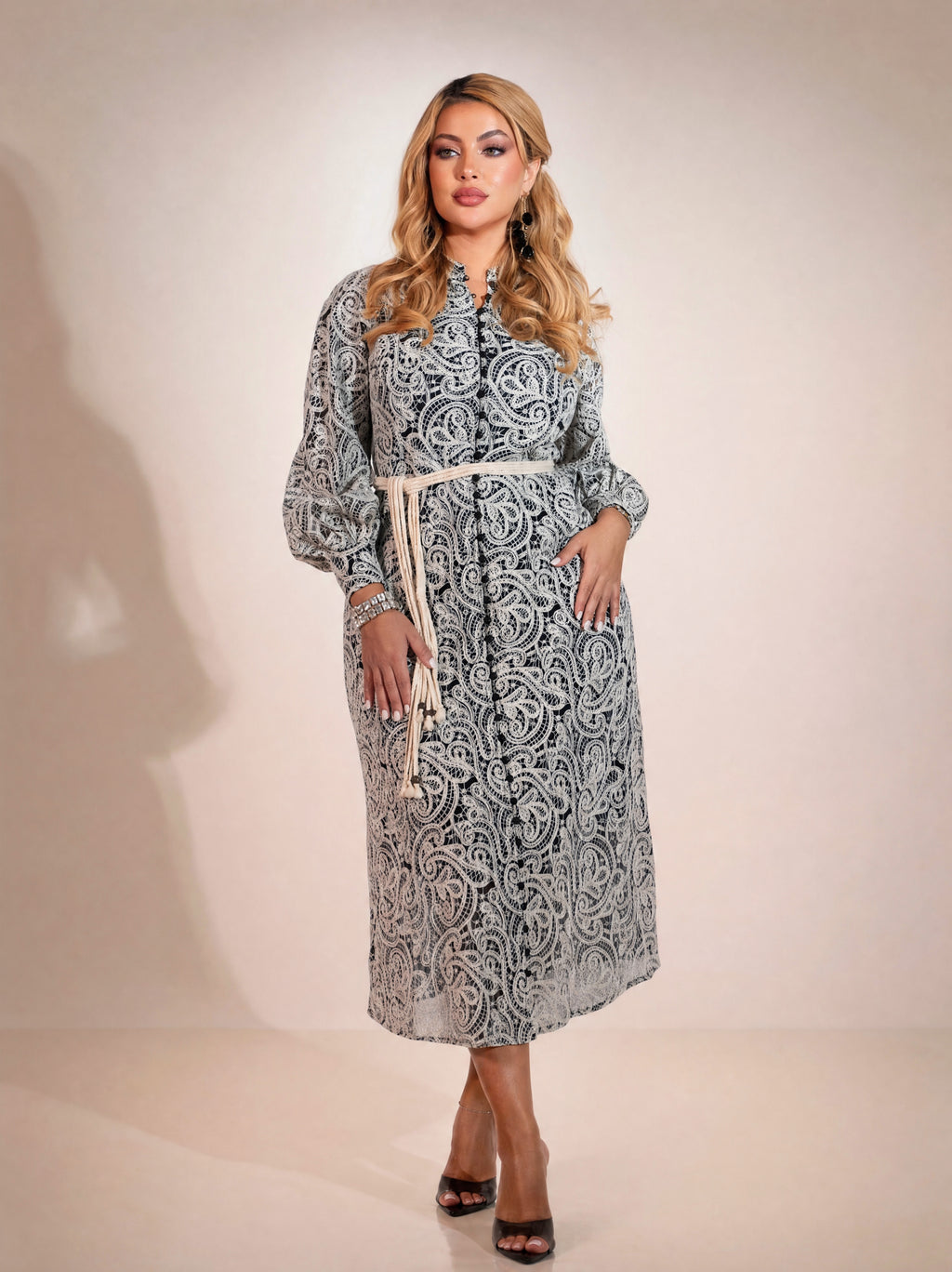 Monochrome Paisley
